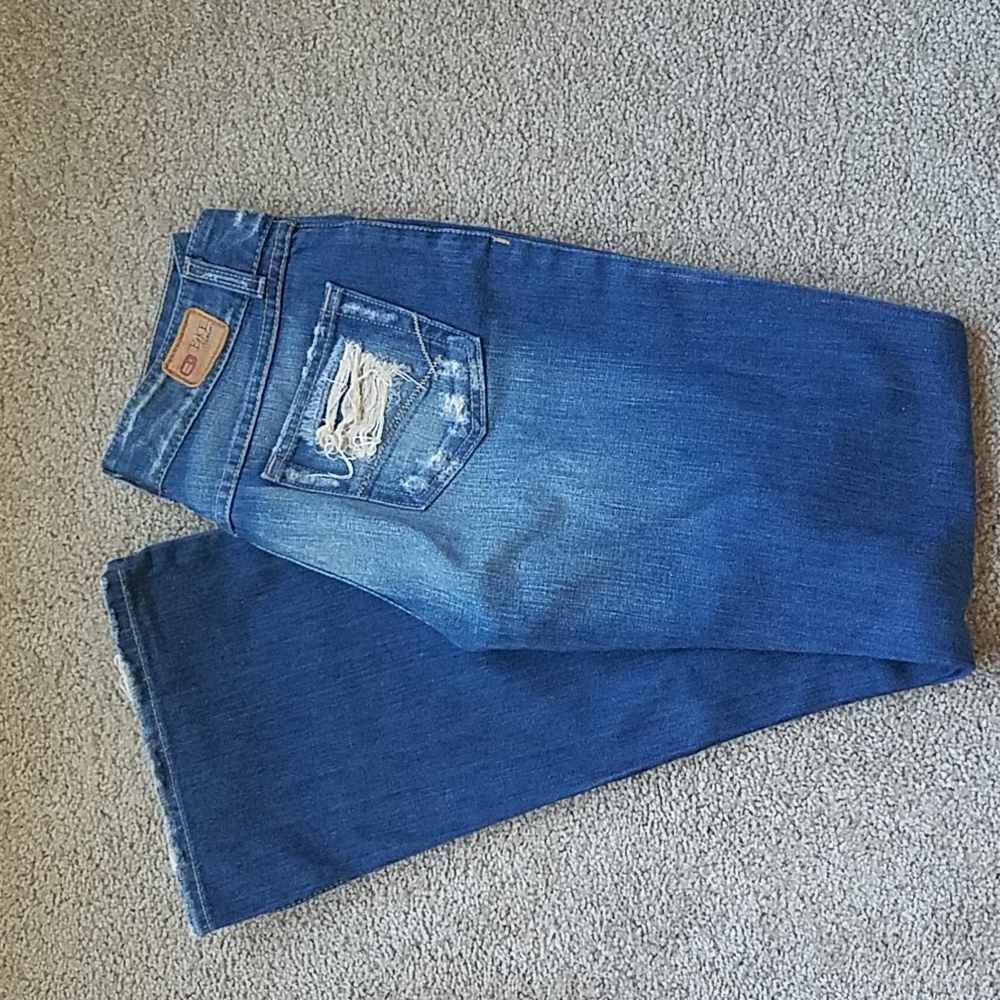 BKE Culture Wide Bootcut Jeans from the Buckle 28 x 33 1/2 Destructed Details
